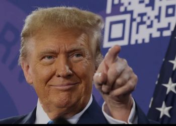 Tramp yenə BRICS üzvü olan ölkələri hədələdi