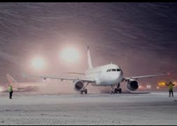 Türkiyə bəzi hava limanlarinda uçuşları təxirə salir