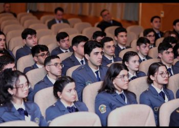 Gömrük komitəsində yeni bir problem: Tələbələr iki aydır təqaüdlərini ala bilmirlər