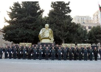 “Qərargah zabiti kursu”nun 1-ci buraxılışına həsr olunmuş tədbir keçirilib