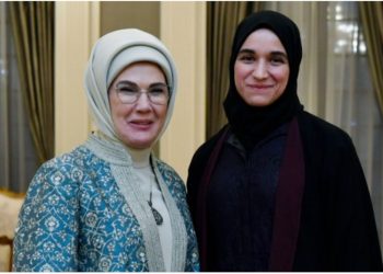 Türkiyə birinci xanımı Əminə Ərdoğan Suriyanın birinci xanımı ilə görüşüb