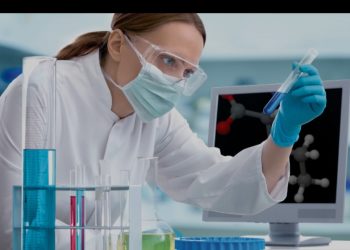 Yeni qanun: Rusiyada uzun müddət  olanlar tibbi müayinədən keçməlidirlər