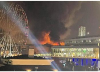 Moskvanın şərqində keçmiş Elektrozavodun binasında baş verən yanğın nəticəsində 8 nəfər xəsarət alıb