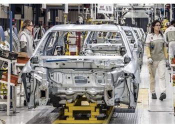 Türkiyə avtomobil ixracı rekordlar qırmağa davam edir