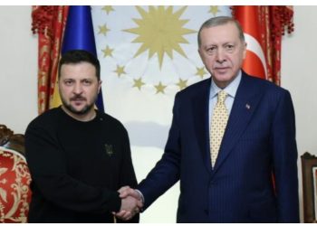 Ukrayna prezidenti Zelenski Türkiyədə rəsmi səfərə gəldi