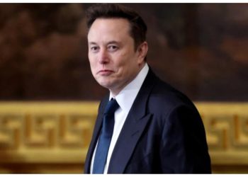 Sorğu: Amerikalıların 55%-i Muskın ölkəyə təsir edən qərarlar üzərində həddən artıq səlahiyyətə malik olduğunu deyir