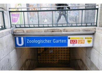 Berlində yeni tətil dalğası ictimai nəqliyyatı dayandırıb