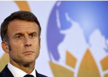 Makron deyir ki, o, Trampa Putinə qarşı “zəif” olmamaq üçün xəbərdarlıq edəcək