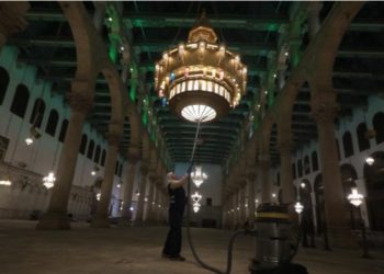 Suriyada Əməvi məscidində texniki xidmət və təmir işləri aparılır