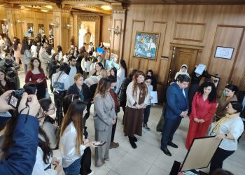 “Gəncliyimiz işıqlı gələcəyimizdir” adlı rəsm sərgisi keçirilib – FOTOLAR