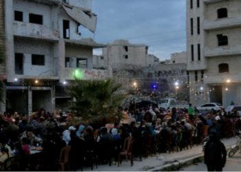 Xarabaya çevrilən İdlibdə kütləvi iftar