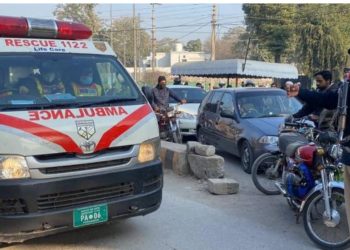 Pakistanda hərbi obyektə intiharçı hücumu olub