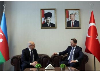 Nazir Bayraktar Azərbaycanlı həmkarı Pərviz Şahbazov ilə görüşüb