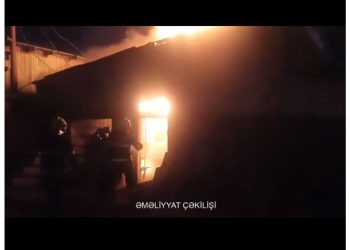 Bakıda sexdə güclü yanğın baş verib -video