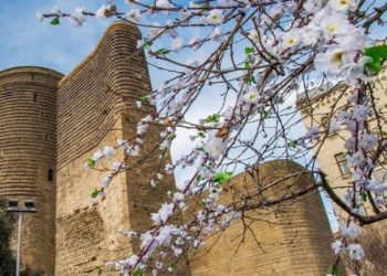 Aprel ayında Bakıda hava 30 dərəcəyədək isti olacaq