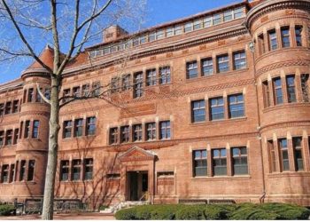 Harvard Universitetinə 8,7 milyard dollar ianə araşdırılır