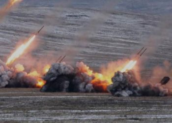 İsrail ordusu Dəməşqdə iki hərbi bazaya zərbə endirdi