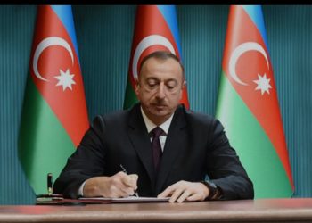 Prezident İlham Əliyev Məmmədbağır Əliyevi təltif etdi