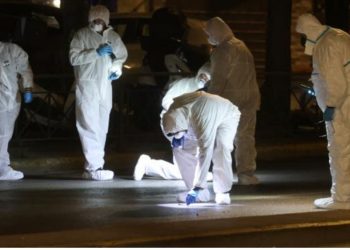 Yunanıstanda dəmir yolu şirkətinin baş ofisi qarşısında şübhəli çanta partlayıb