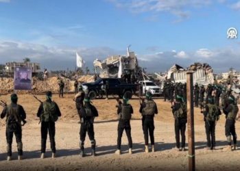 İsrailli məhbus anasına səslənir: Əminəm ki, o, mənim üçün döyüşür