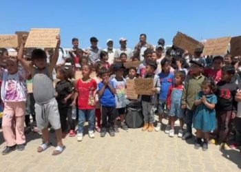 Qəzzali uşaqlar dünyaya mesaj verir: “Acdan ölürük”