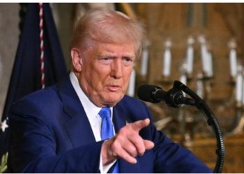 Trampın venesuelalı miqrantları deportasiya etməsi qeyri-qanuni adlandırılıb 