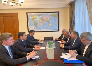 Hikmət Hacıyev Səid Xətibzadə ilə görüşüb