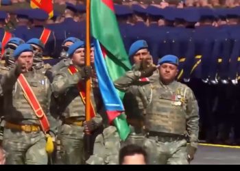 Qəhrəman Azərbaycan ordusu paradda keçid etdi-Video