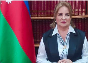 Daha bir məktəb direktoru işdən çıxarıldı