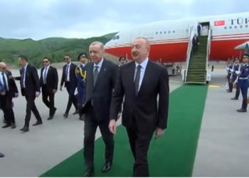 Ərdoğanın təyyarəsi Laçın aeroportuna eniş etdi – Video