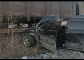 Ağdaşda avtomobil Qatarla toqquşub -Yaralilar var