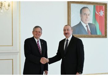 Prezident İlham Əliyev ABŞ Senatının Xarici Əlaqələr Komitəsinin üzvünü qəbul edib