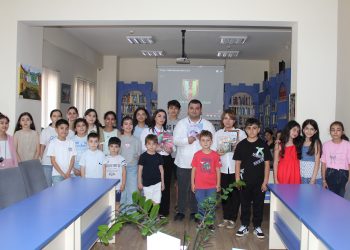 Respublika Uşaq Kitabxanasında “26 İyun – Silahlı Qüvvələr Günü” qeyd olub-Fotolar