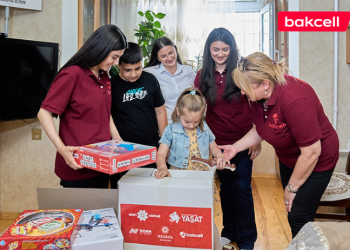 “Bakcell” “YAŞAT” Fondunun “Hədiyyə Karvanı” layihəsinə qoşuldu