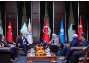 Türkiyədə bu gün siyasi partiyalar bayram keçirəcək