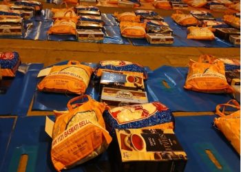 “Niaqara” və “Kral” restoranlarından 800 ailəyə bayram sovqatı – Video – Fotolar