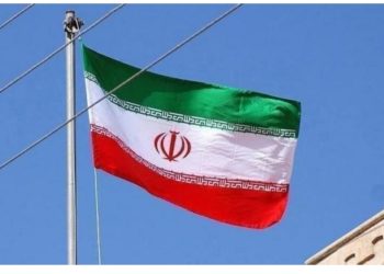 İranda dövlət müəssisələri kütləvi dəfn mərasimləri səbəbindən bağlanıb