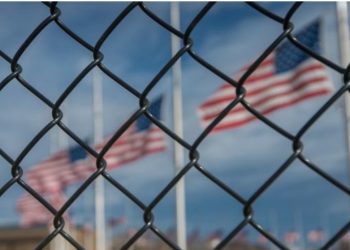 ABŞ Mərkəzi Kəşfiyyat İdarəsinin və Federal Təhqiqatlar Bürosunun keçmiş direktorlarına qarşı səlahiyyətlərindən sui-istifadə halları ilə bağlı araşdırmalara başlayıb