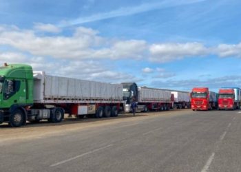 İsrail ordusu İordaniyadan Qəzzaya yardım aparan yük maşınlarına hücum ediblər