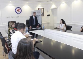 Tələbələrin sosiallaşma problemlərinə həsr olunan tədbir keçirilib