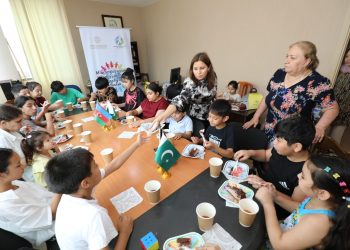 “Miqrant Uşaqlara Dəstək” İctimai Birliyi miqrant uşaqlar üçün “Xarıbülbülün Rəngləri” adlı növbəti təlimi keçirdi