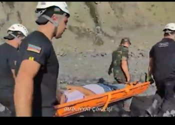 Qəbələdə dağlıq ərazidə köməksiz qalan şəxs belə xilas oldu-video