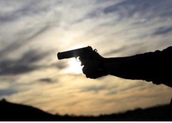 Danimarkada məktəbə silahlı hücum planlaşdıran 15 yaşlı tələbə həbs edilib