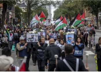 İsveçdə Qəzzada törədilən soyqırıma etiraz edib-FOTOLAR