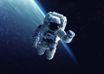 “Kosmonavtam, oksigen almağa pulum yoxdur” deyib qadının 11 min manatını ələ keçirdi