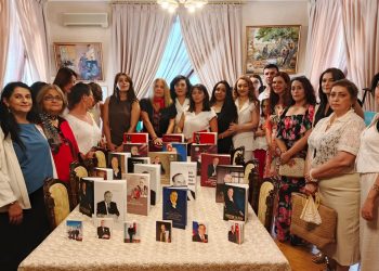 “Bir millət, iki dövlət” adlı sərgi: Sənət, tarix və qardaşlıq bir arada – FOTOLAR