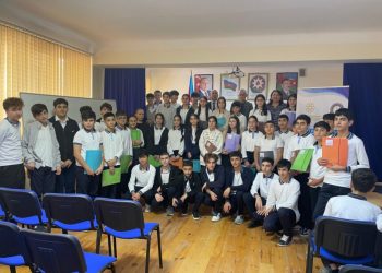 “Ziyalı Ocağı” İctimai Birliyi Sumqayıt şəhərində “Vətən gəncliklə öyünür” adlı seminar keçirdi
