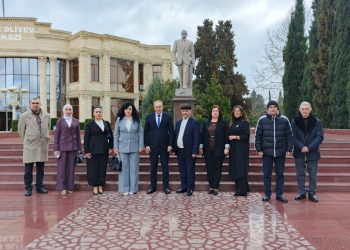 Ağdamda Heydər Əliyevin anadan olmasının 103-cü ildönümünə həsr olunmuş “Tarixin yaddaşı, ilmələrin dili” adlı sərgi açıldı