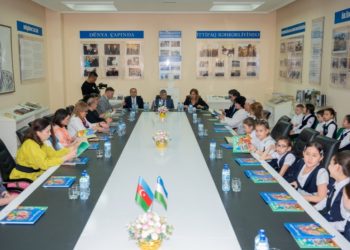 Daşkənddə Azərbaycan və özbək nağıllarından ibarət kitabların təqdimatı olub-Fotolar