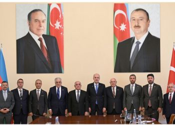 Əli Əsədov Numan Kurtulmuşu qəbul edib